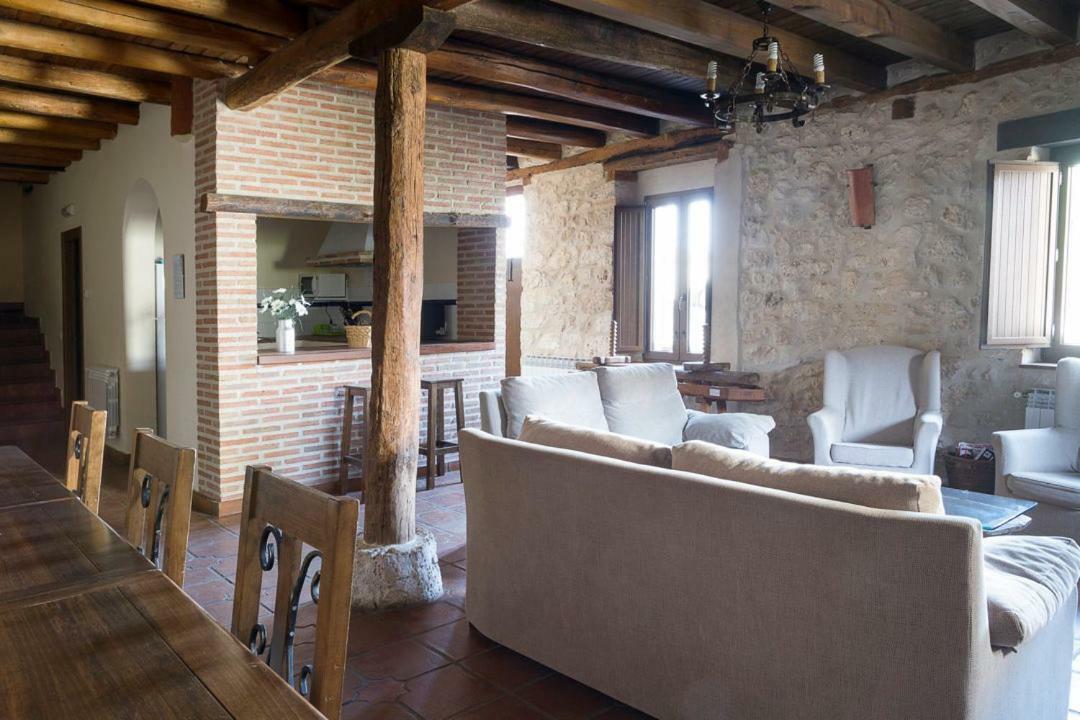 Casa Rural Los Yeros Aldeasona - Segovia المظهر الخارجي الصورة